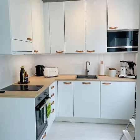 Apartment Valoisa Kaksio Puiston Reunassa Laehellae Keskustaa Hanko