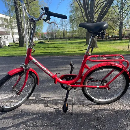 Apartment Valoisa Kaksio Puiston Reunassa Laehellae Keskustaa Hanko